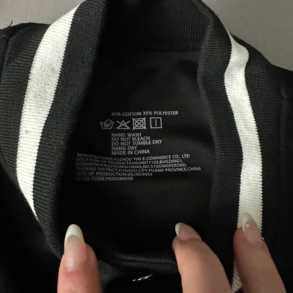 Hello kitty jacket - Picture 4 of 5